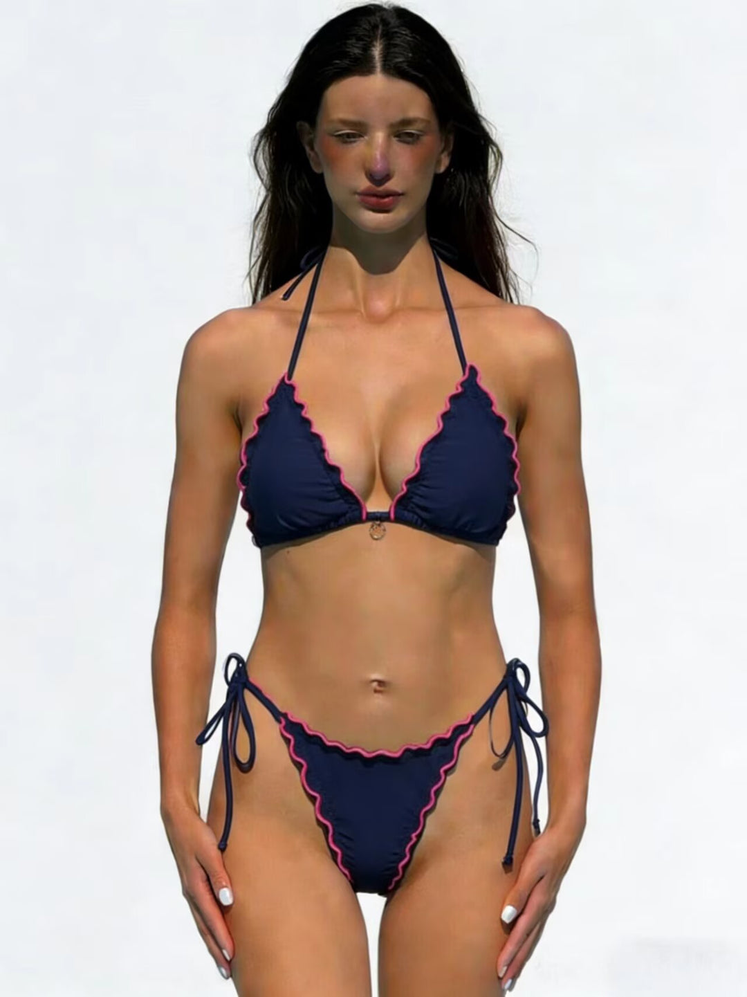 Damen Neckholder-Bikini mit Rüschendetails Echo Archiv