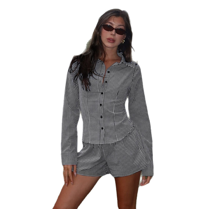 Damen nan zweiteiliges Vichy-Set aus taillierter Blusenjacke mit Wiener Nähten und Highwaist-Shorts Echo Archiv