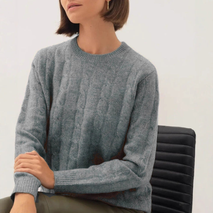 Damen Kabelstruktur‑Pullover im Zopfstrick mit Rundhalsausschnitt und nachhaltig weicher Wollmischung – Mavelle
