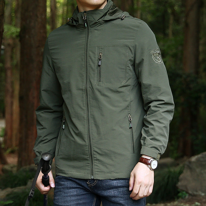 Herren Leichte Outdoor-Fieldjacke mit Kapuze, wasserabweisender Shell und Reißverschlusstaschen Echoarchiv