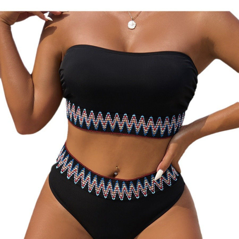 Damen Bandeau-Bikini-Set mit hochwertigem Stickdesign Echo Archiv