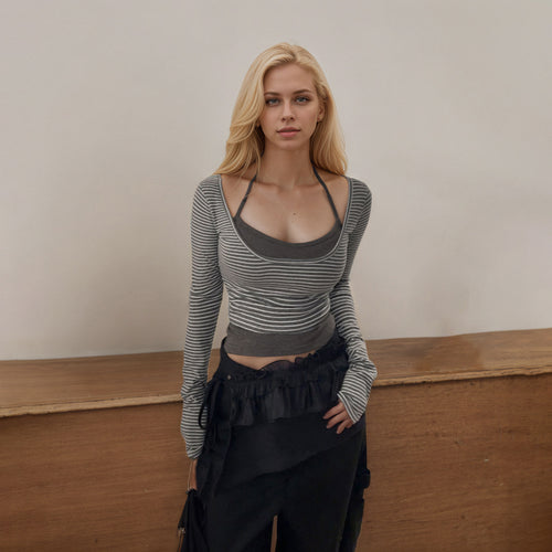 Damen nan gerafftes Layering-Cropped-Top mit integriertem Bustier und feinem Streifenstrick Echo Archiv