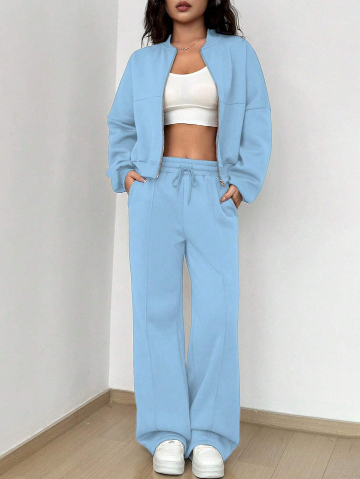 Damen Loungewear-Set mit kurzem Reißverschluss-Bomber und weiter High-Waist Jogginghose – Élanora