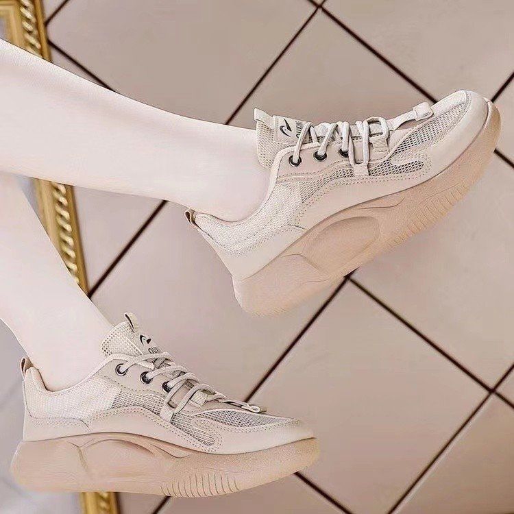 Damen Sportliche Sneakers mit atmungsaktiver Mesh-Oberfläche und komfortabler Sohle Echo Archiv