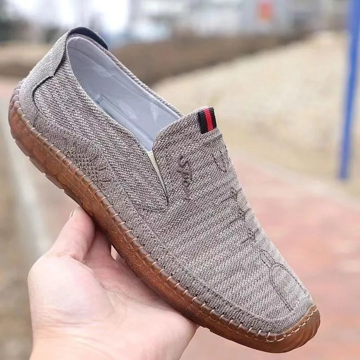 Herren Bequeme und stilvolle Slipper Echoarchiv