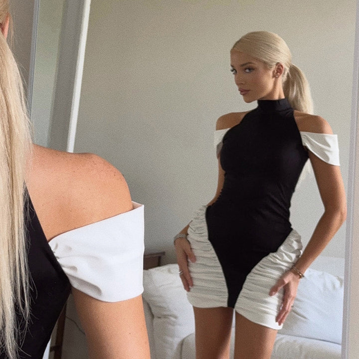 Damen Figurumspielendes Kleid mit durchgehendem Rüschendesign Echo Archiv