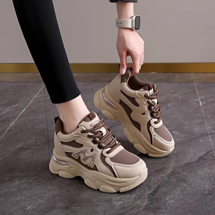 Damen Chunky Sneakers mit optimaler Dämpfung und sportlicher Oberflächenstruktur Echo Archiv