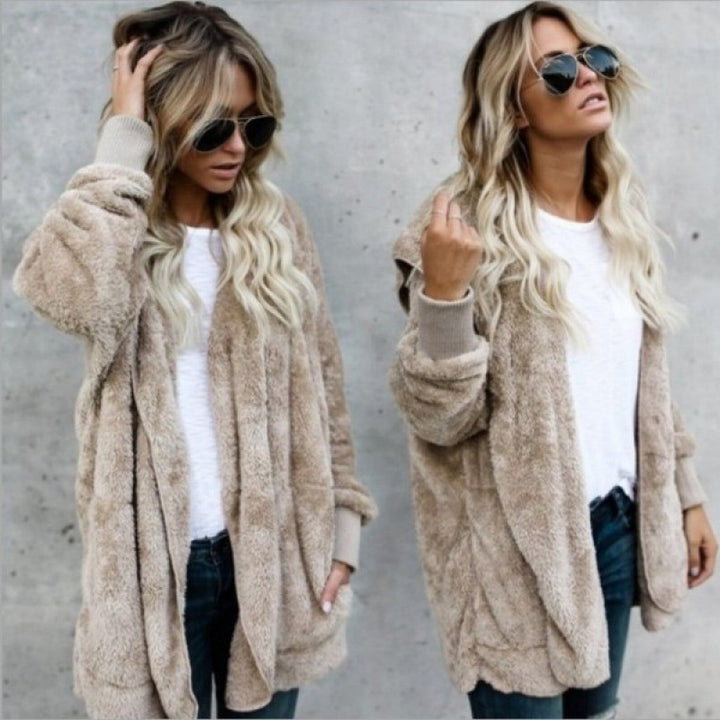 Damen Kuschelige Teddy‑Fleece‑Cardigan mit Kapuze, Oversize‑Schnitt und aufgesetzten Taschen – Veloura