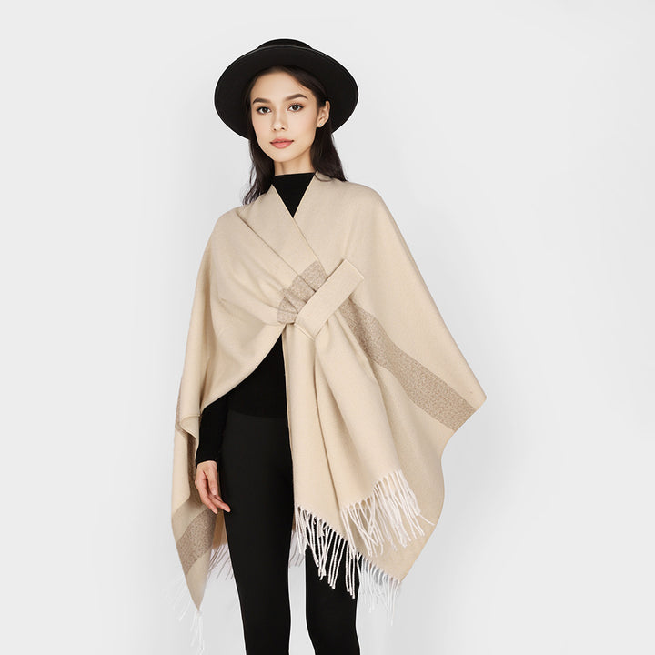 Damen Wollmix-Capeponcho mit Bindeschlaufen, weichgewebtem Oversize-Überwurf und Fransensaum – Avérine