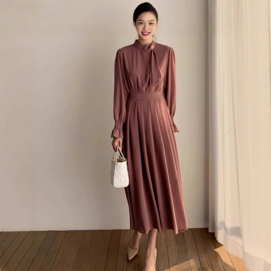 Damen Midikleid mit Stehkragen, Schleifenblende und geraffter Taille Echoarchiv