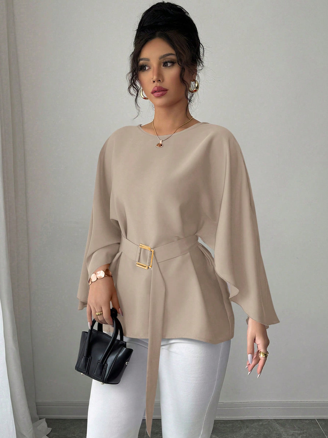 Damen Elegante Chiffon-Tunika mit Cape-Ärmeln und Taillengürtel Echo Archiv