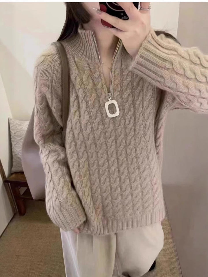Damen Oversize Zopfmuster-Feinstrickpullover mit halbem Zipper und Stehkragen Echoarchiv