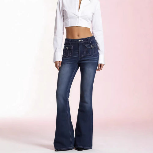 Damen nan High‑Waist Schlagjeans mit dekorativen aufgesetzten Fronttaschen und figurbetonter Oberschenkelpartie Echo Archiv