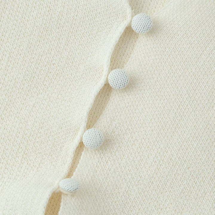 Damen plissiertes Midi-Kleid mit eleganter Knopfleiste und V-Ausschnitt Echo Archiv