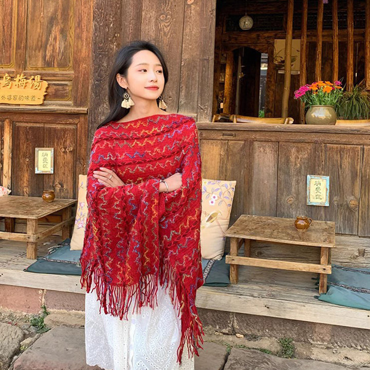 Damen Gestrickter V-Ausschnitt-Poncho mit Fransen und Strukturjacquard Echo Archiv