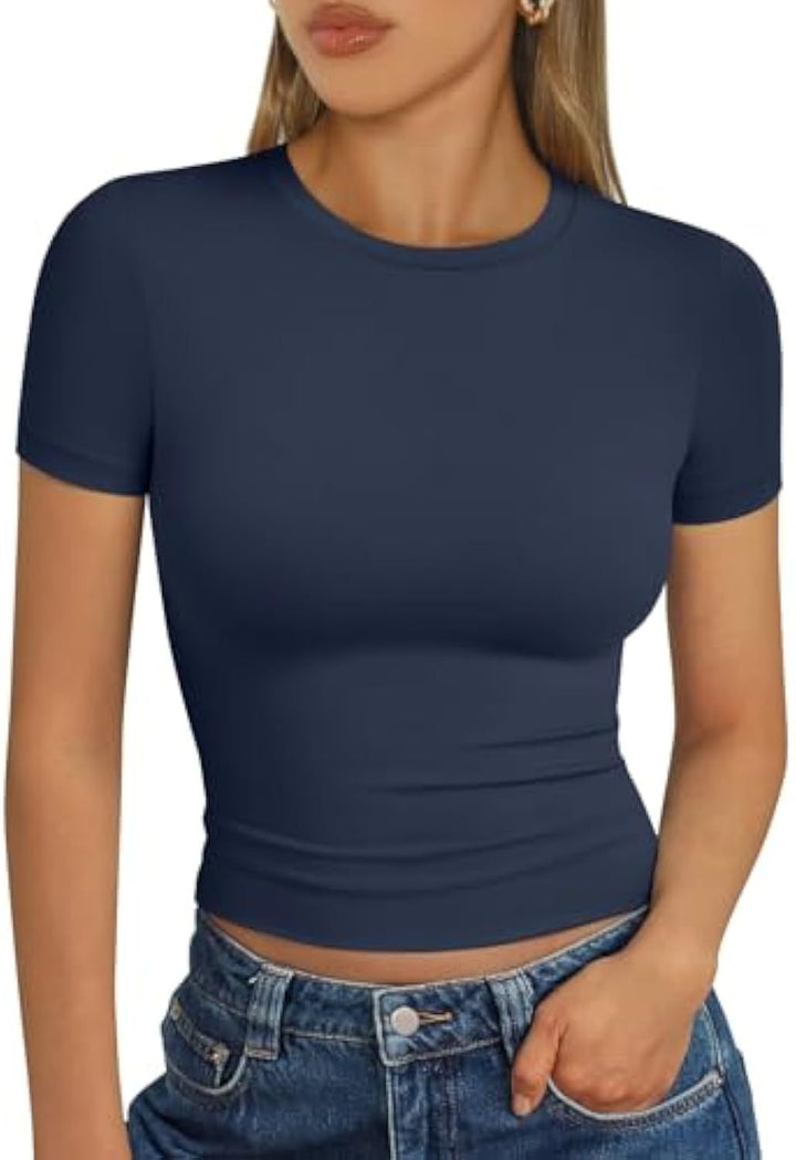 Damen figurbetontes Kurzarmshirt aus elastischem Material Echo Archiv