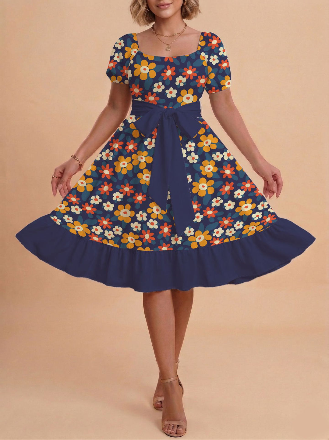 Damen Verspieltes Maxikleid mit Bärenmuster und taillierbarem Band Echo Archiv
