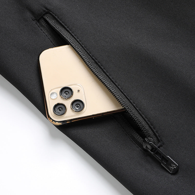 Herren modische Übergangsjacke mit wasserabweisendem Material und praktischen Taschen Echoarchiv