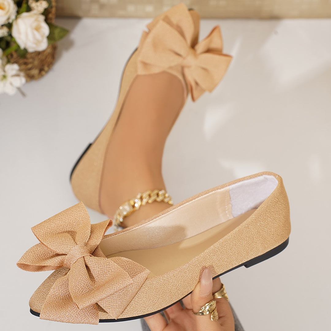 Damen elegante spitze Ballerinas mit großer Zierschleife und schimmerndem Obermaterial – Lioré