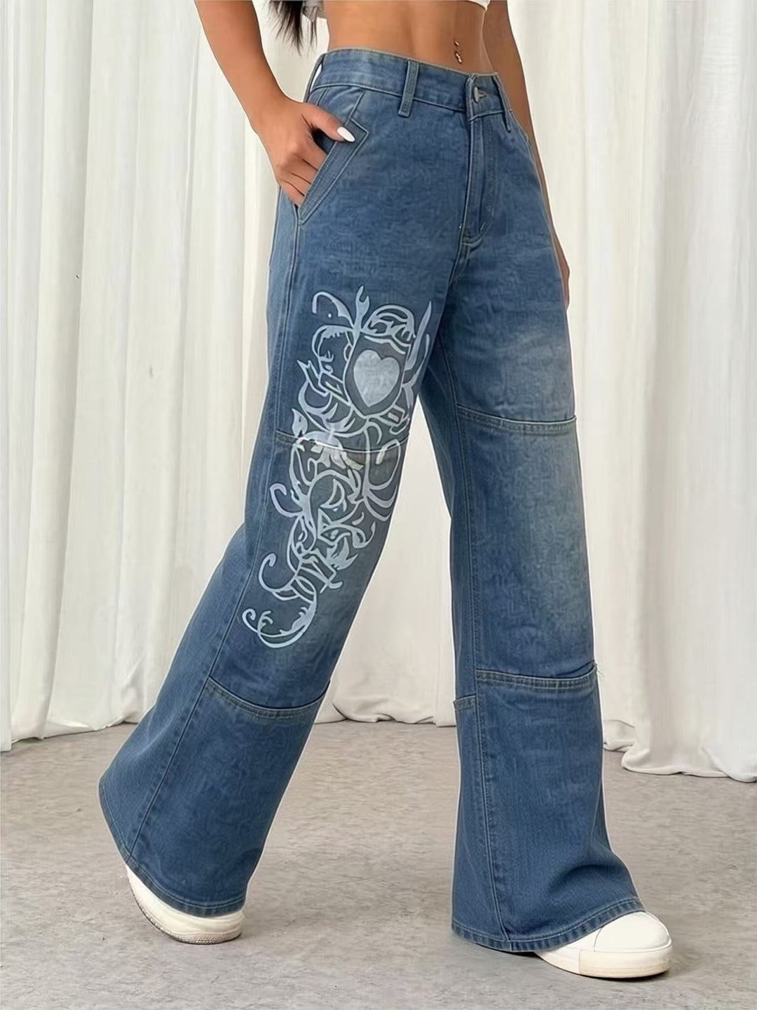 Damen weite Jeans mit kunstvollem Aufdruck Echo Archiv