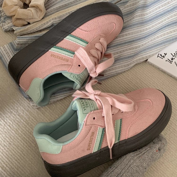 Damen Sneakers mit komfortabler Schnürung und dämpfender Sohle Echo Archiv