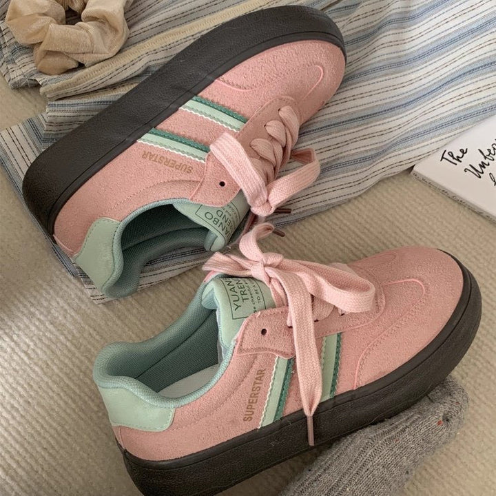 Damen Sneakers mit komfortabler Schnürung und dämpfender Sohle Echo Archiv