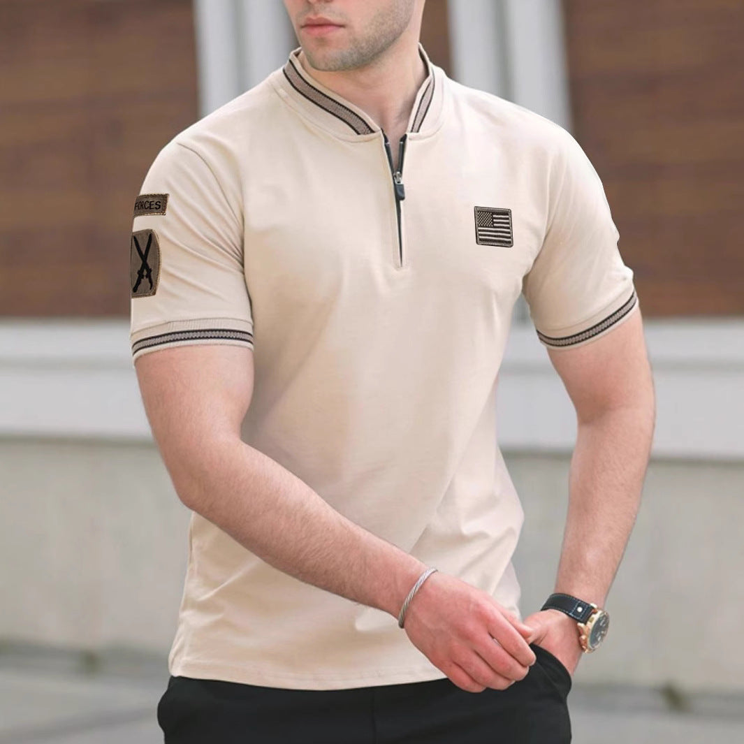 Herren Kurzarm-Kragen-T-Shirt mit praktischer Reißverschlussöffnung und kontrastierenden Akzenten Echoarchiv