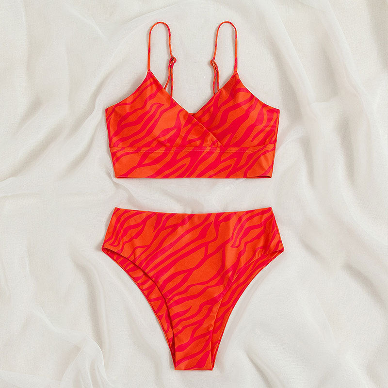 Damen Bikini-Set mit schmeichelndem Wickel-Design und sportlichem Animal-Print Echo Archiv