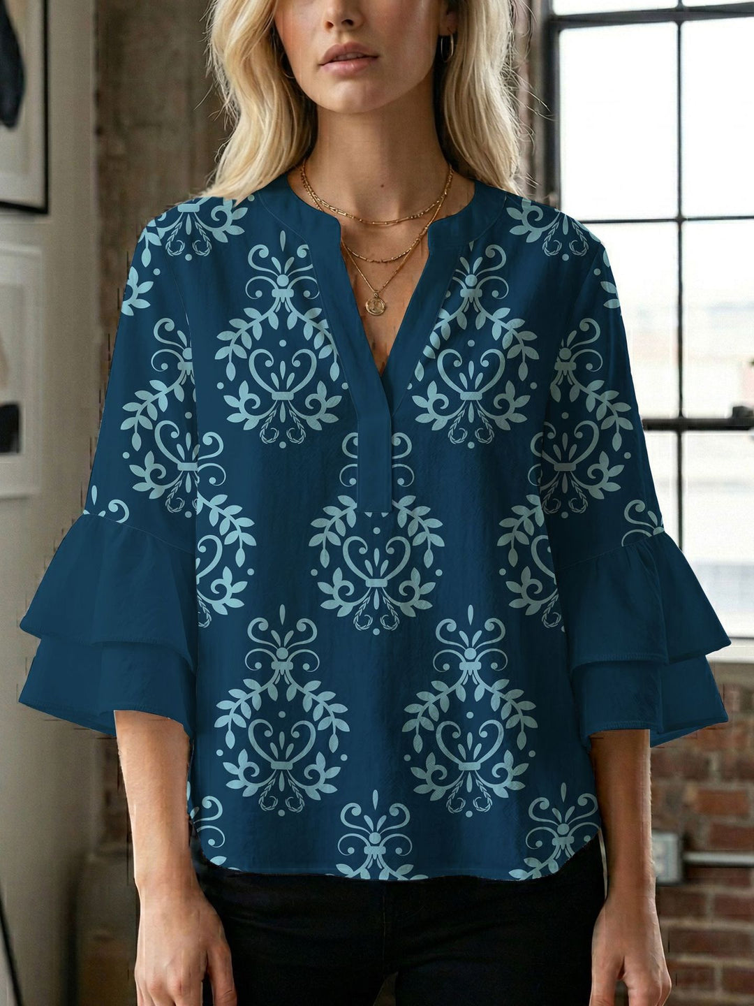 Damen Bluse mit wunderschönen floralem Design Echo Archiv
