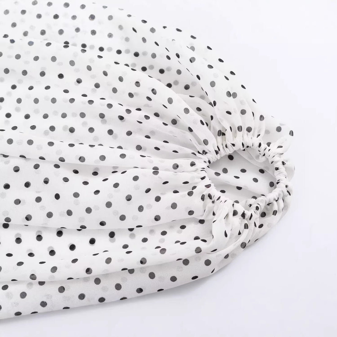 Damen Weite Chiffon‑Bluse mit Schleifenkragen und voluminösen Ballonärmeln Echoarchiv
