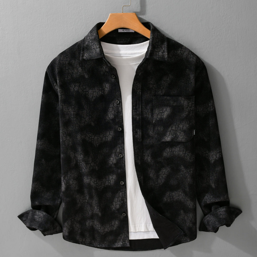 Herren Samtiges Hemdjacken-Overshirt mit tonalem Muster und Brusttasche Echoarchiv