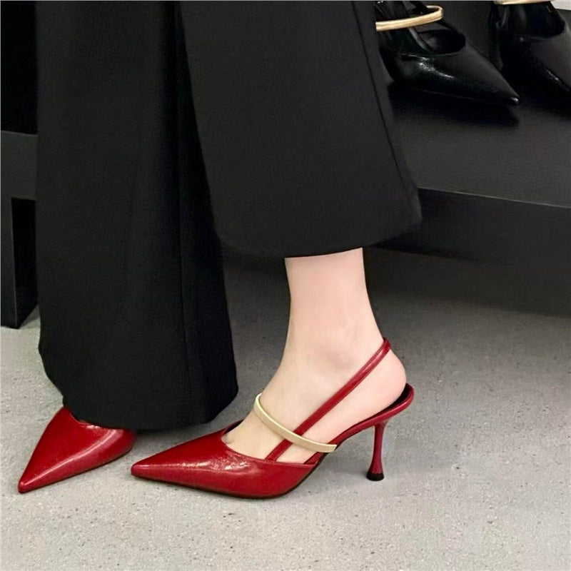 Damen Spitz zulaufende Slingback-Mules mit goldfarbenem Zierriemen und skulpturiertem Stiletto-Absatz – Lioré