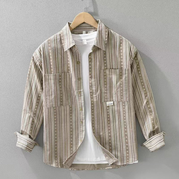 Herren Overshirt im lässigen Worker-Stil mit vertikalem Streifenmuster und aufgesetzten Taschen – Taviero