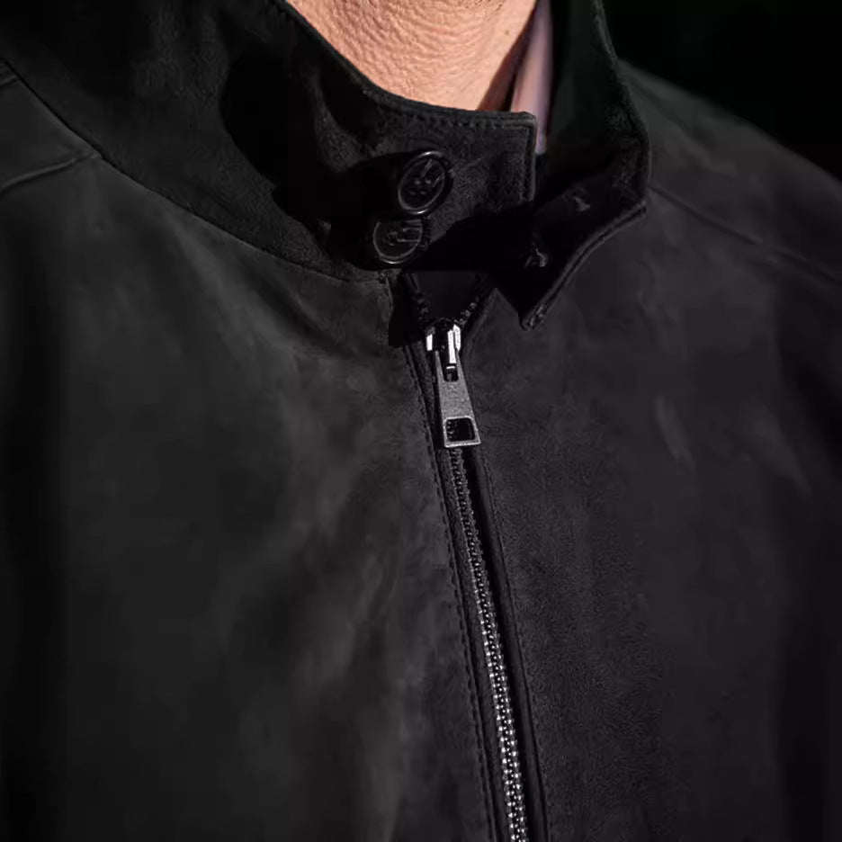 Herren elegante Wildlederjacke mit Stehkragen und seitlichen Eingrifftaschen Echoarchiv