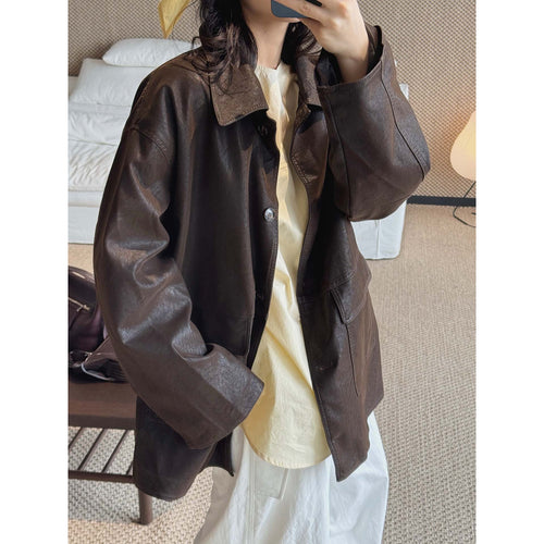 Damen Oversize Kunstleder-Hemdjacke mit breitem Kragen und Pattentaschen Echoarchiv