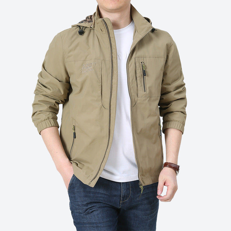 Herren Windabweisende Microfaser-Utilityjacke mit Kapuze und Mehrfach-Reißverschlusstaschen Echo Archiv