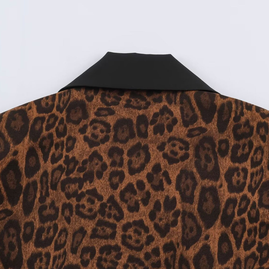 Damen Doppelreihiger Mantel mit Leopardenmuster und Satin-Schalkragen Echoarchiv