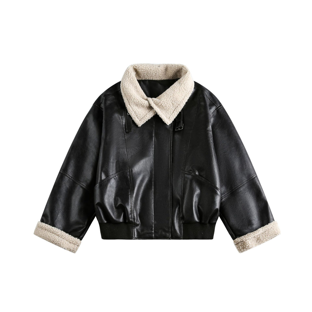 Damen Moderner Aviator-Blouson aus veganem Leder mit Teddykragen und kontrastierten Ärmelumschlägen Echoarchiv