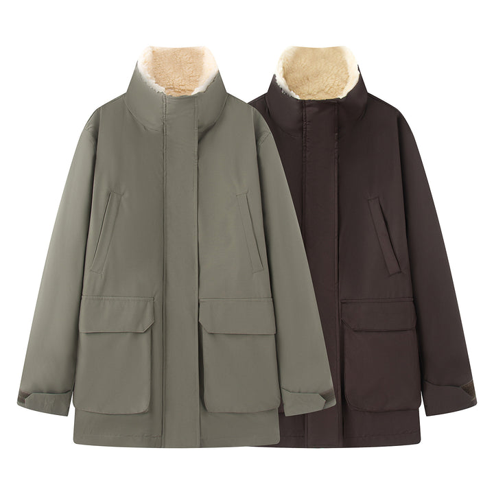 Damen oversized Parka mit hohem Teddygefüttertem Stehkragen, verdeckter Frontleiste und großen Klappentaschen – Célinea