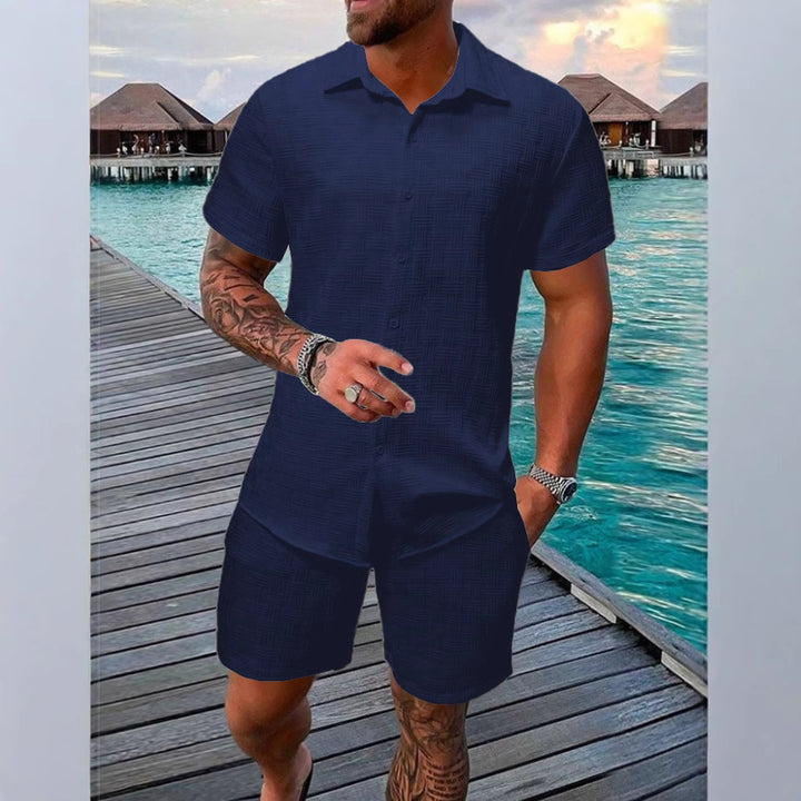 Herren Freizeitanzug mit strukturiertem Oberteil und Shorts Echoarchiv