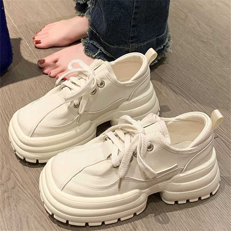 Damen Sneakers mit futuristischem Design und dämpfender Komfortsohle Echo Archiv