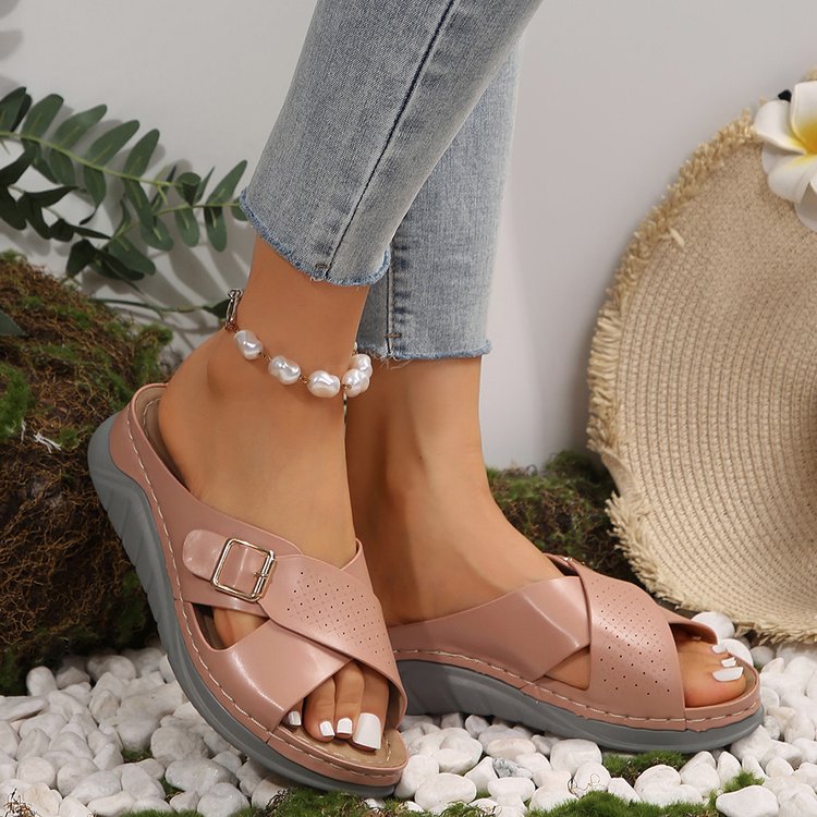 Damen Ergonomische Komfort Pantolette mit Memoryfußbett, perforierten Kreuzriemen und verstellbarer Zierschnalle – Sorelia