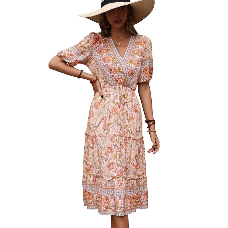 Damen Elegantes Midi-Kleid mit floralem Design Echo Archiv