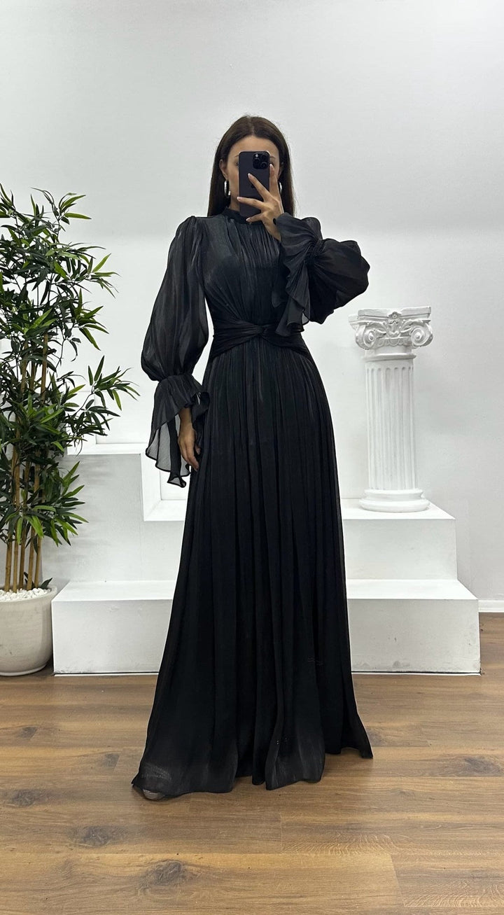 Damen Maxikleid mit figurschmeichelndem Schnitt und eleganter Raffung Echoarchiv
