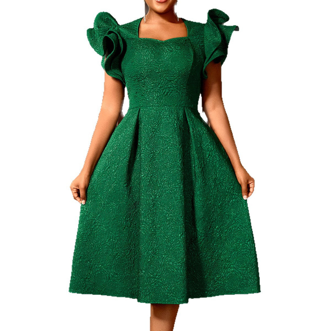 Damen Elegantes Cocktailkleid mit voluminösen Rüschensäumen Echo Archiv