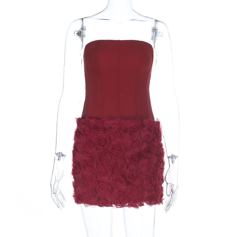 Damen figurbetontes Cocktailkleid mit Blumenapplikationen Echo Archiv