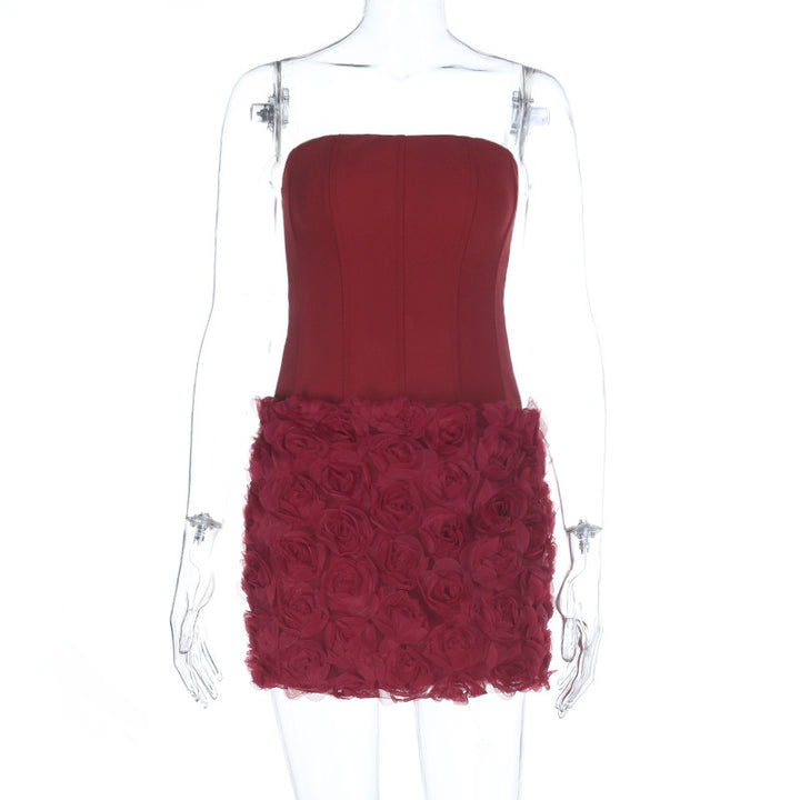 Damen figurbetontes Cocktailkleid mit Blumenapplikationen Echo Archiv