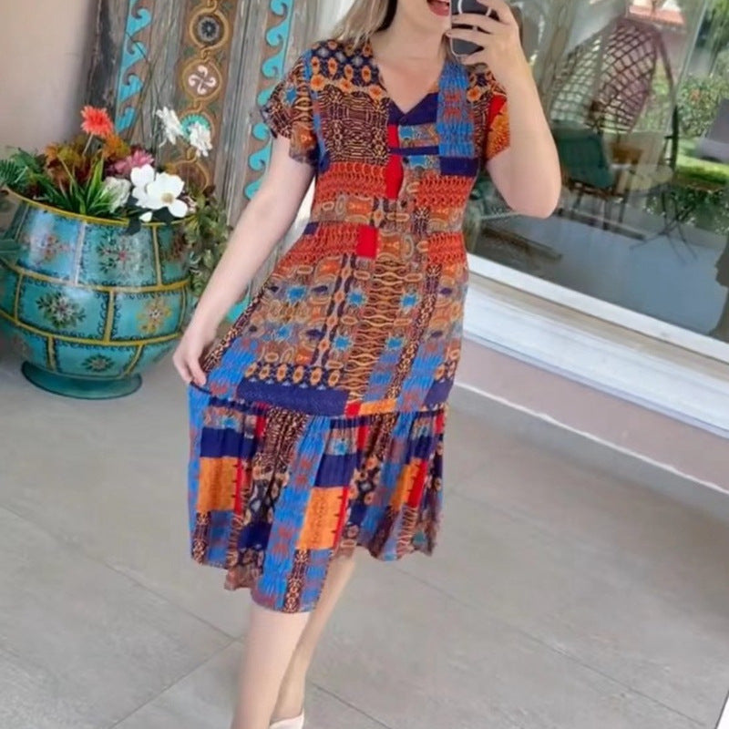 Damen nan gestuftes Midikleid mit V-Ausschnitt, kurzen Ärmeln und Patchwork-Optik Echo Archiv