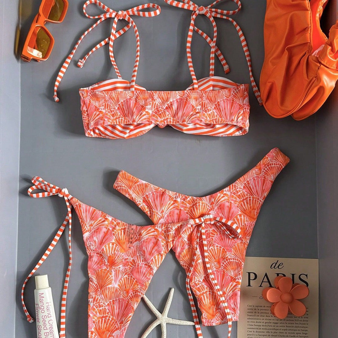 Damen Bandeau-Bikini mit Rüschen und seitlichen Bindebändern Echo Archiv