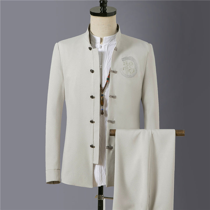 Herren nan asiatisch inspirierte Mandarinjacke mit Stehkragen, Knotenknopfleiste und tonalem Stick-Emblem Echo Archiv